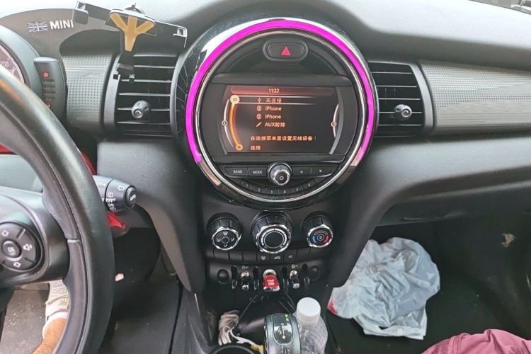 Used MINI 2016 1.5T COOPER Five-Door Edition Audio And AC Panel