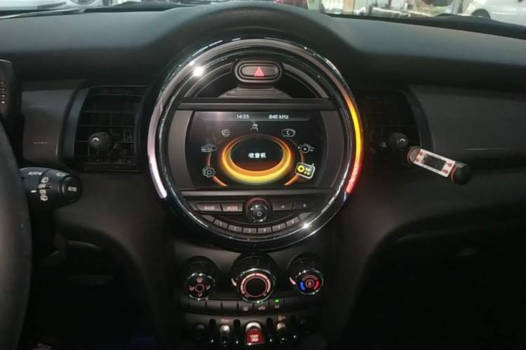 Used MINI 2016 1.5T COOPER Audio And AC Panel