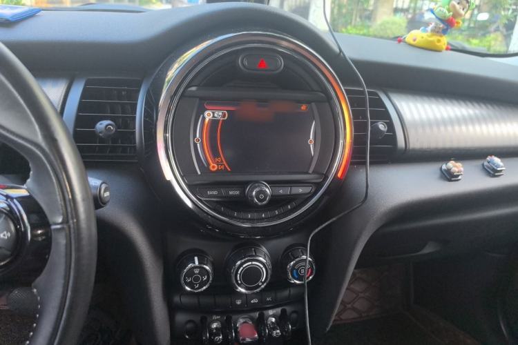 Used MINI 2016 1.5T COOPER Performance Edition Audio And AC Panel