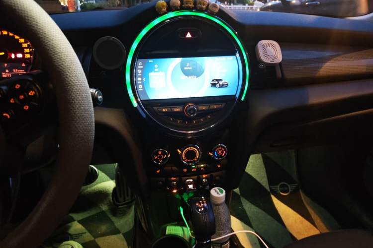 Used MINI 2016 1.5T COOPER Audio And AC Panel
