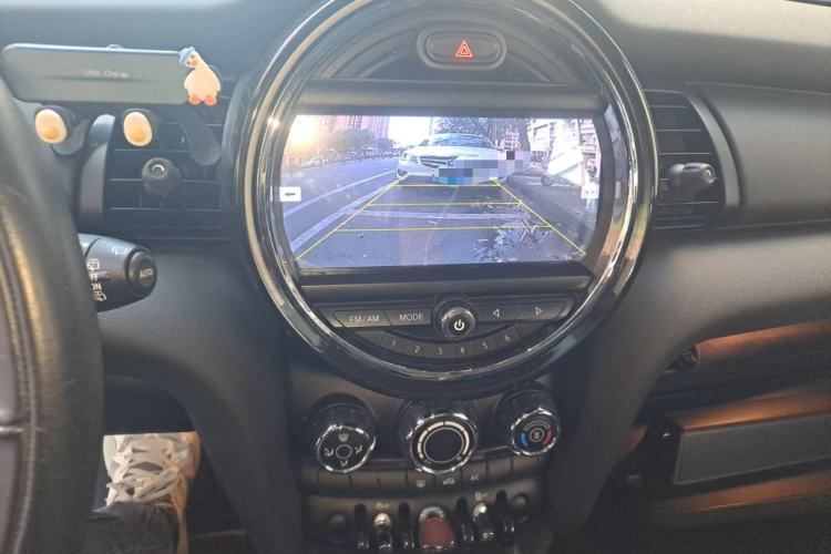 Used MINI 2016 1.2T ONE Pioneer Edition Audio And AC Panel