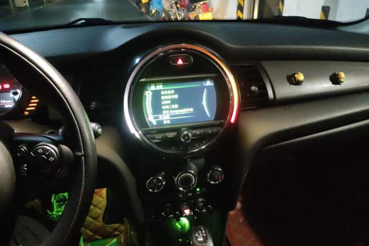 Used MINI 2016 1.5T COOPER Audio And AC Panel