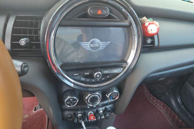 Used MINI 2016 1.5T COOPER Audio And AC Panel