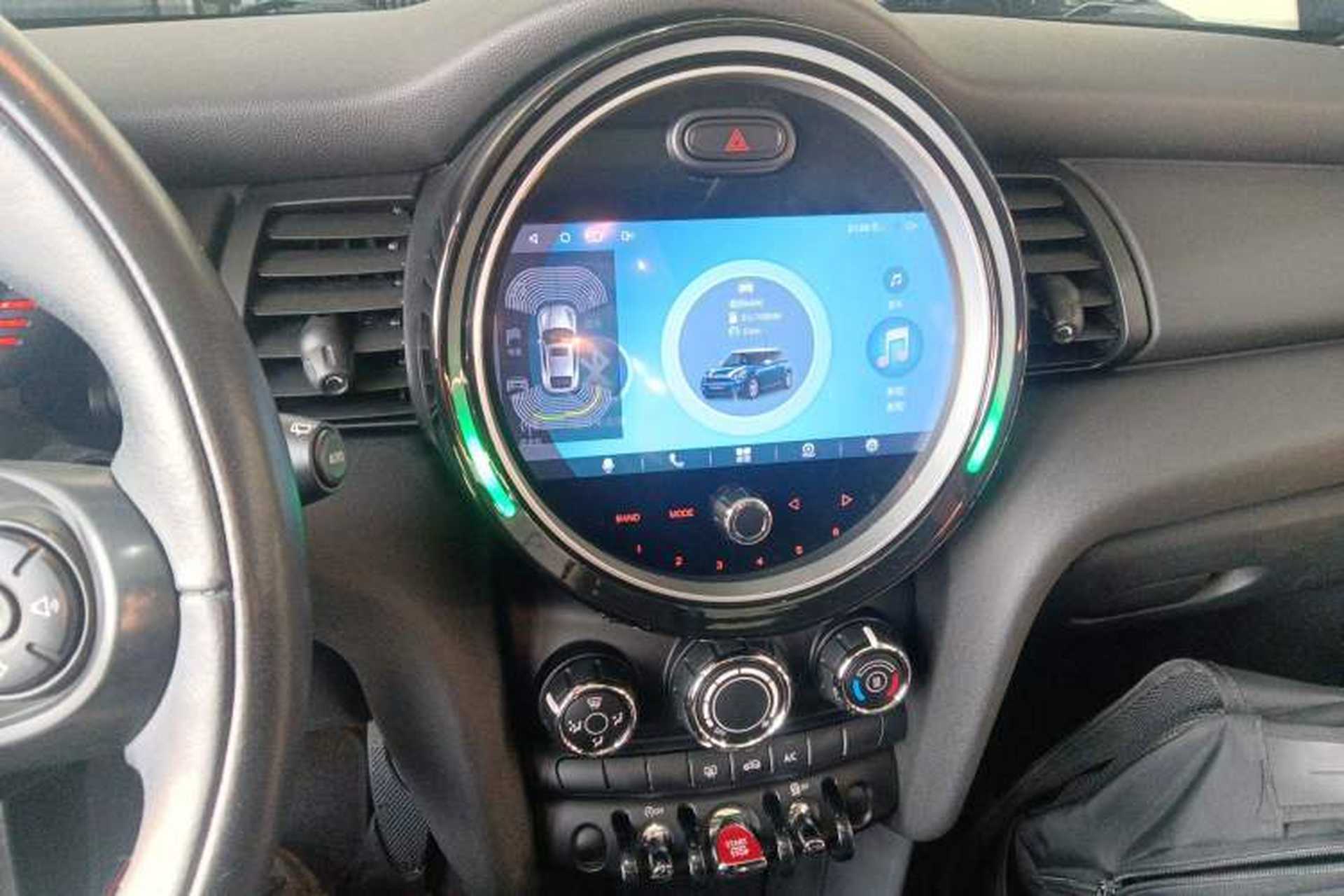 Used MINI 2016 1.2T ONE Pioneer Edition Audio And AC Panel