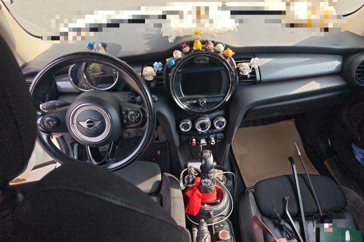 Used MINI 2016 1.5T COOPER Center Console