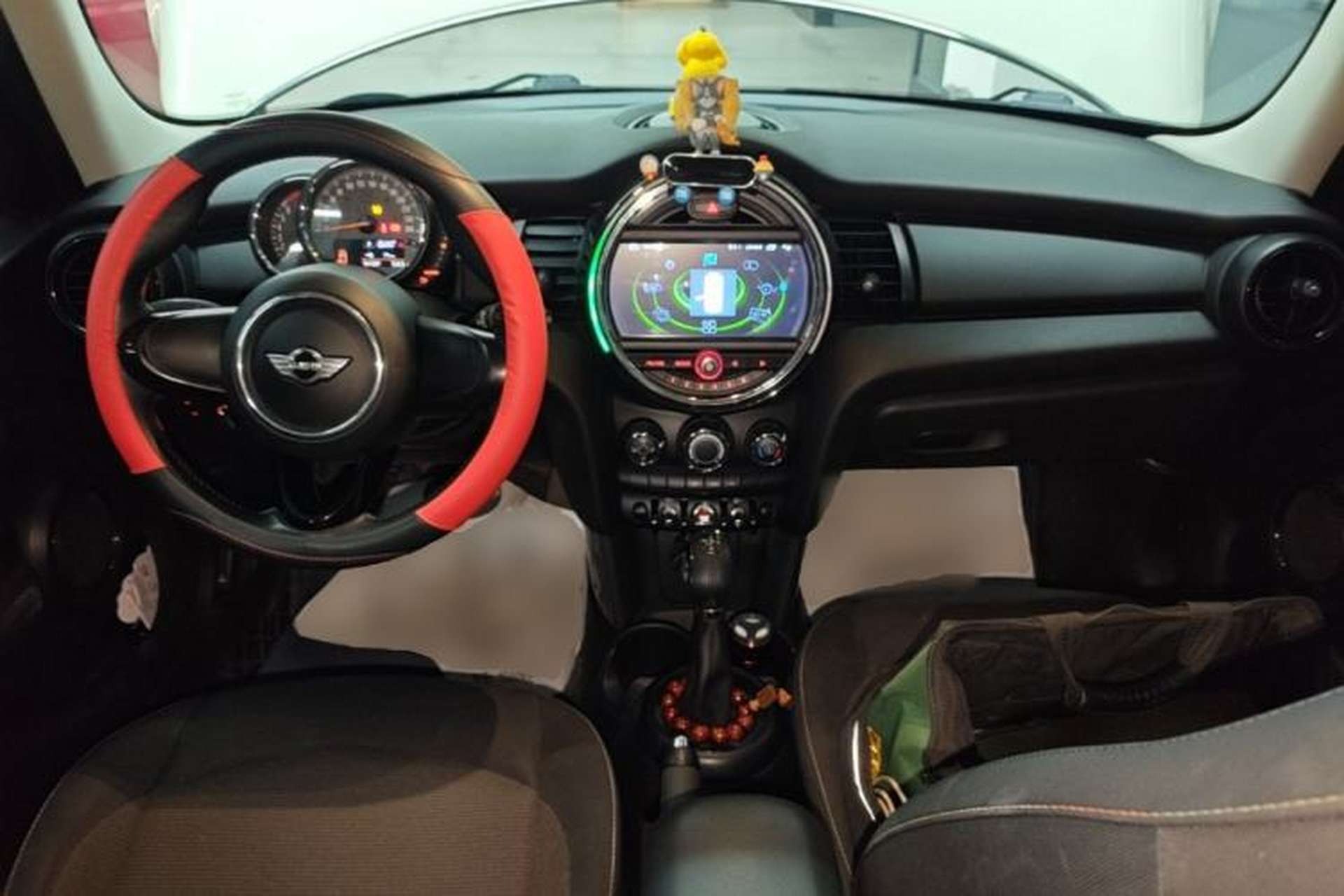 Used MINI 2016 1.2T ONE Five-Door Edition Center Console