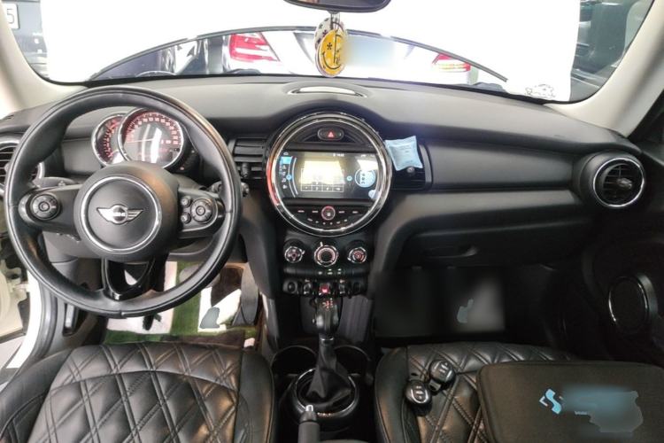 Used MINI 2016 1.2T ONE Pioneer Edition Center Console