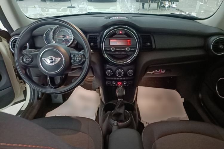 Used MINI 2016 1.2T ONE Pioneer Edition Center Console