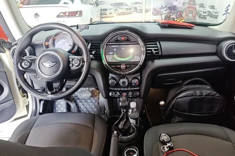 Used MINI 2016 1.2T ONE Pioneer Edition Center Console