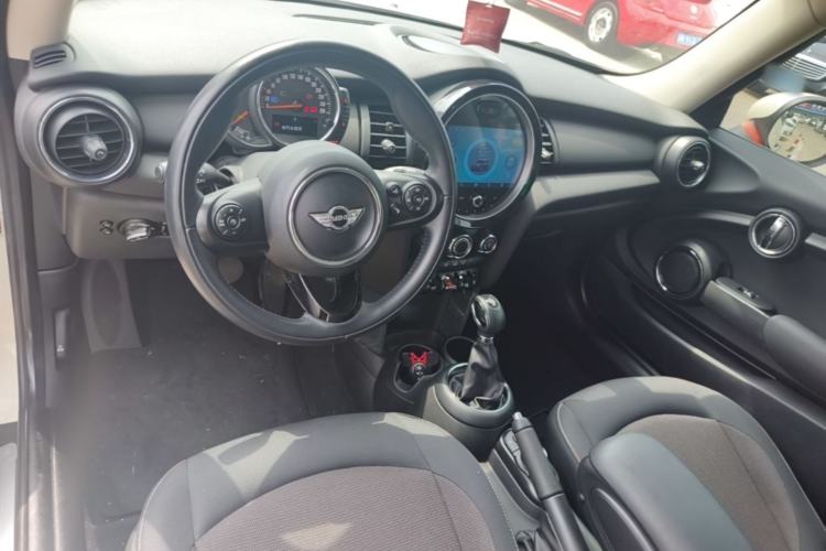 Used MINI 2016 1.2T ONE Pioneer Edition Center Console