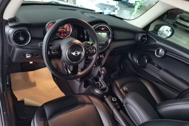 Used MINI 2016 1.2T ONE Pioneer Edition Center Console