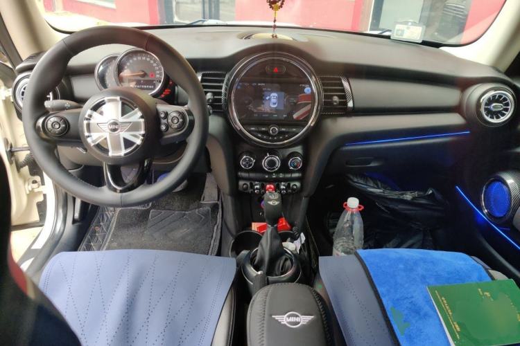 Used MINI 2016 1.2T ONE Pioneer Edition Center Console