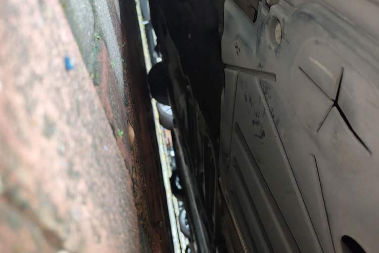 Used MINI 2016 1.5T COOPER Five-Door Edition Chassis Rear Left
