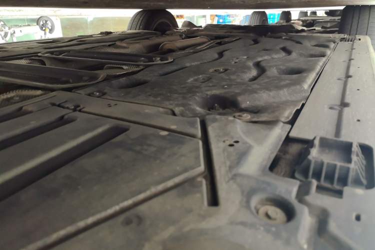 Used MINI 2016 1.5T COOPER Five-Door Edition Chassis Rear Left