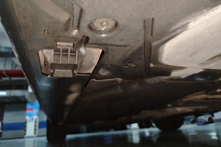 Used MINI 2016 1.5T COOPER Five-Door Edition Chassis Rear Left