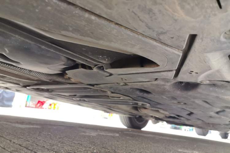 Used MINI 2016 1.5T COOPER Five-Door Edition Chassis Rear Right