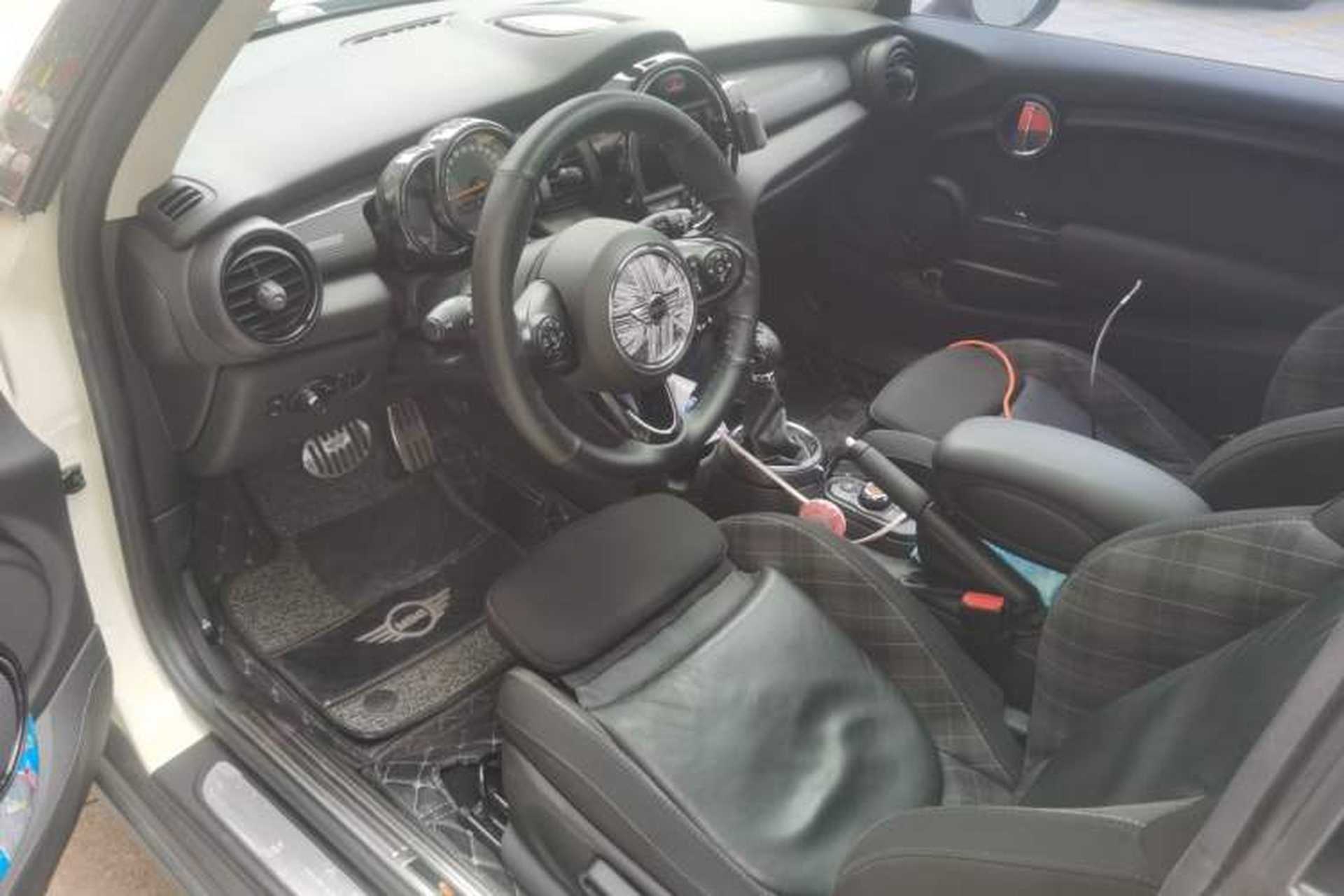 Used MINI 2016 1.5T COOPER Driver Seat