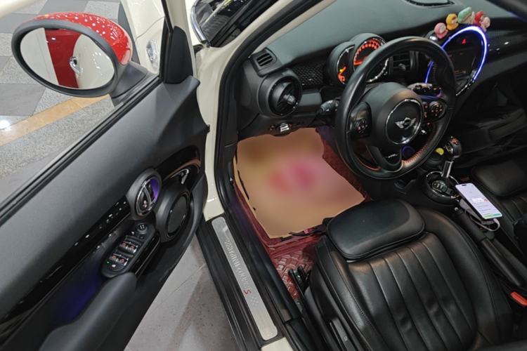Used MINI 2016 2.0T COOPER S Five-Door Edition Driver Seat