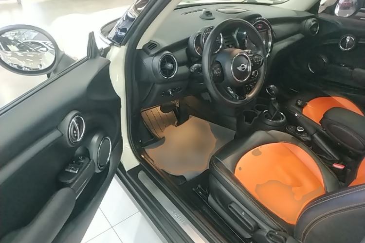 Used MINI 2016 1.2T ONE Pioneer Edition Driver Seat