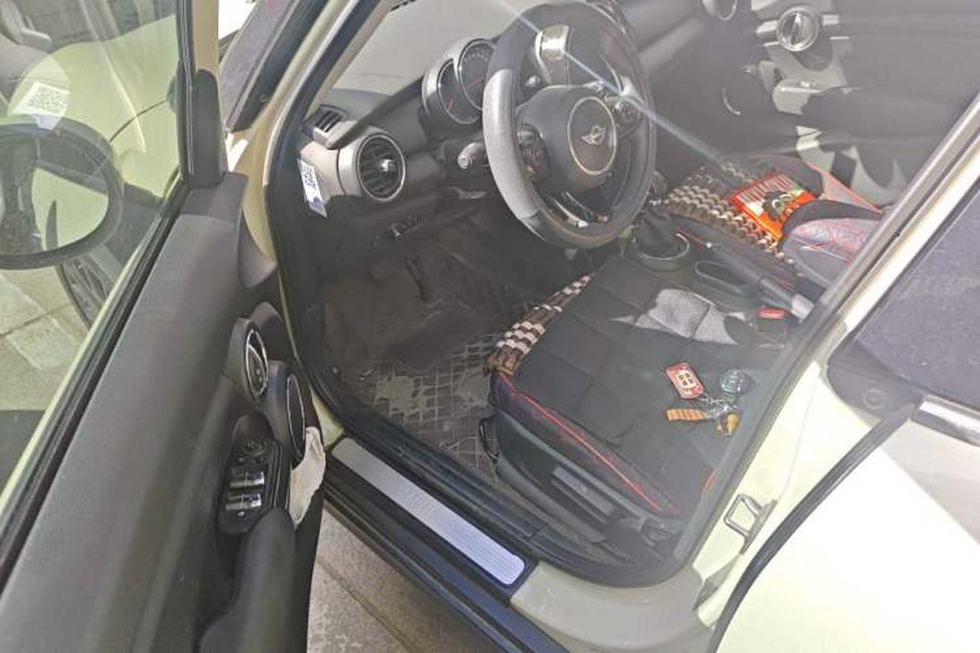 Used MINI 2016 1.2T ONE Pioneer Edition Five-Door Version Driver Seat