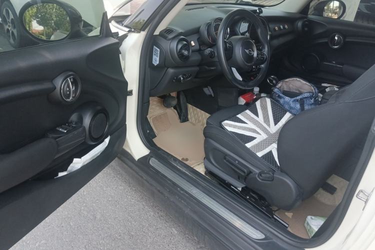 Used MINI 2016 1.5T COOPER Driver Seat