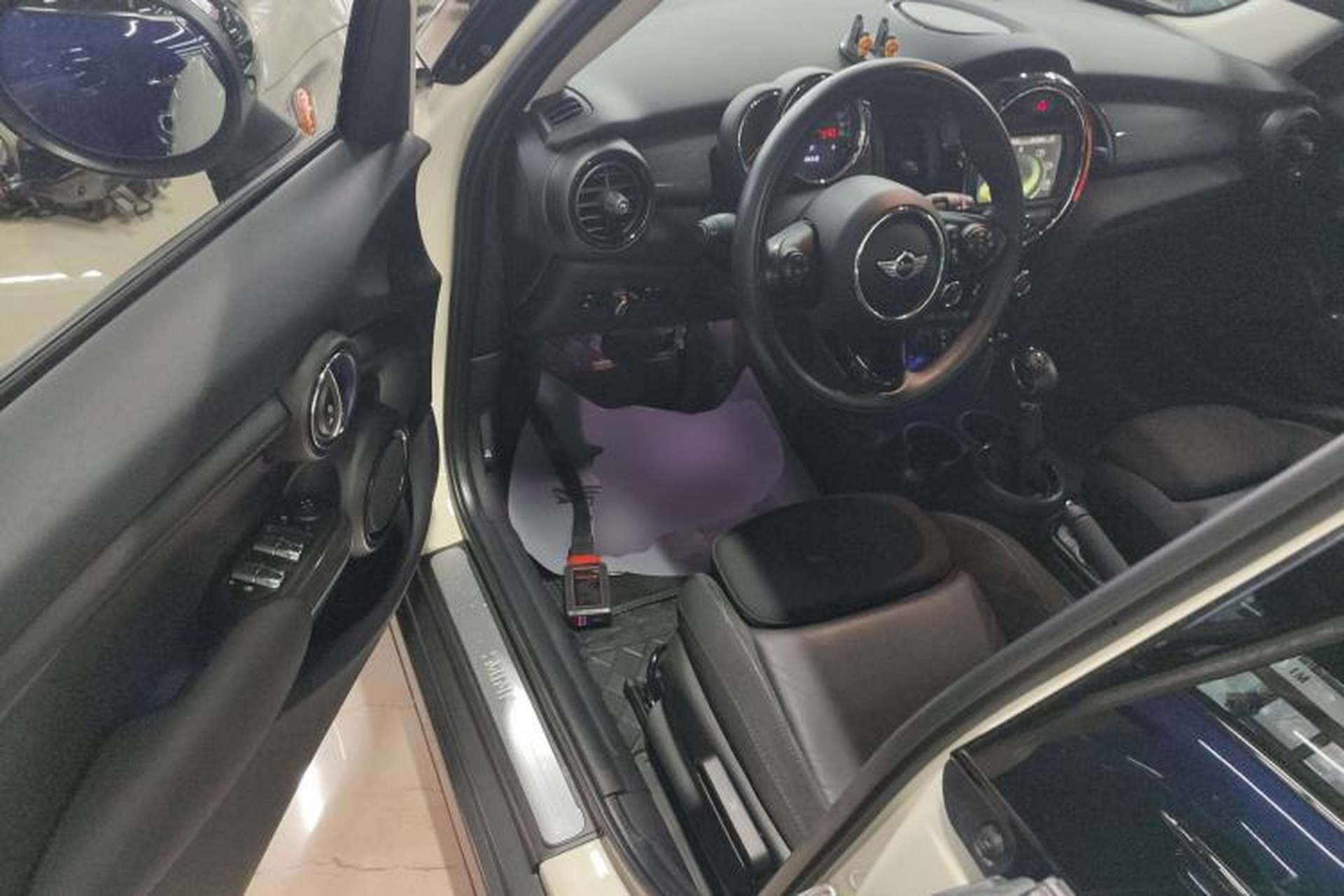 Used MINI 2016 1.5T COOPER Five-Door Edition Driver Seat