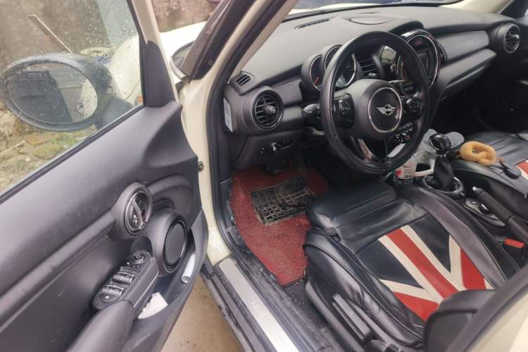 Used MINI 2016 1.5T COOPER Five-Door Edition Driver Seat