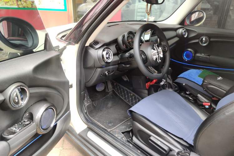 Used MINI 2016 1.2T ONE Pioneer Edition Driver Seat