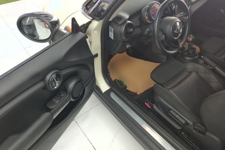 Used MINI 2016 1.5T COOPER Driver Seat