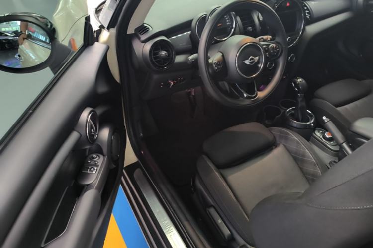 Used MINI 2016 1.5T COOPER Driver Seat