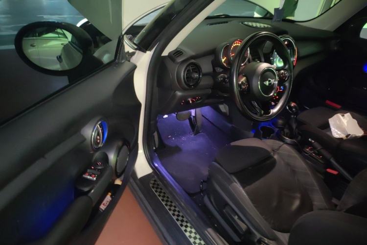 Used MINI 2016 1.5T COOPER Driver Seat