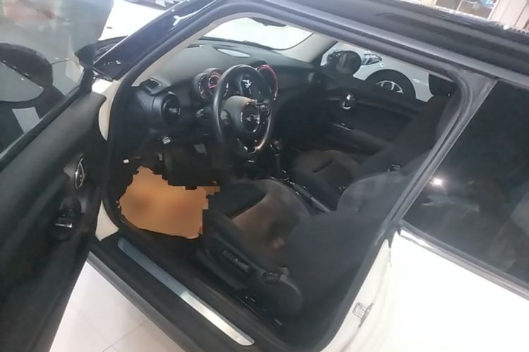 Used MINI 2016 1.5T COOPER Avant-Garde Driver Seat