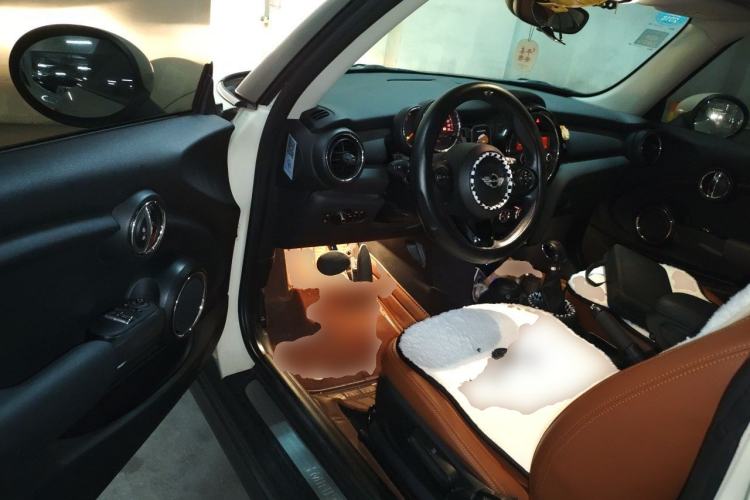Used MINI 2016 1.2T ONE Pioneer Edition Driver Seat