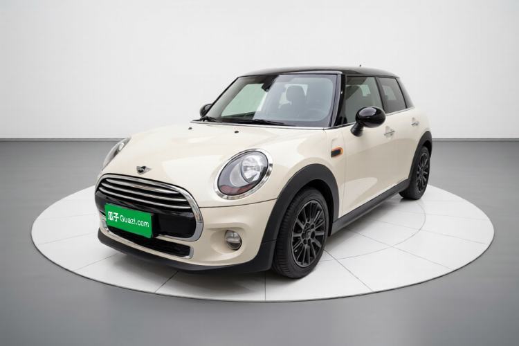 Ojetý MINI 2016 1.5T COOPER Five-Door Edition Guazi used car, China used car export, Used car for sale, Used cars, Cheapest cars for sale