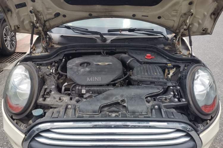 Used MINI 2016 1.2T ONE Pioneer Edition Engine Bay