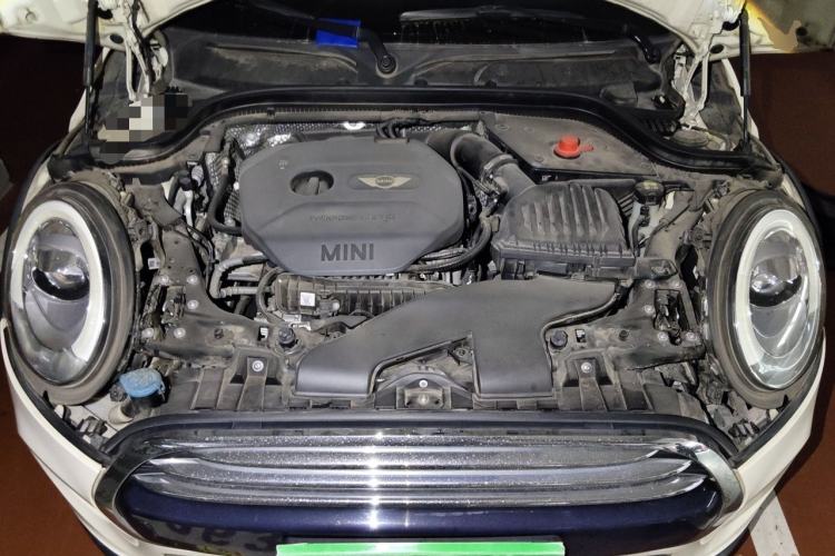 Used MINI 2016 1.5T COOPER Avant-Garde Engine Bay