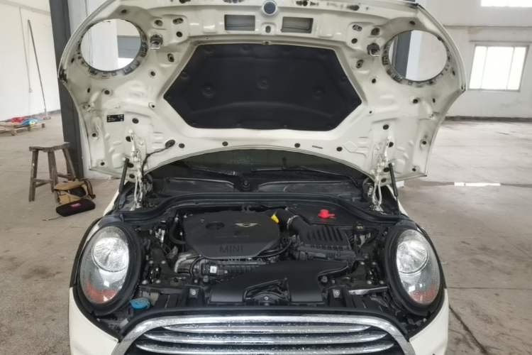 Used MINI 2016 1.2T ONE Pioneer Edition Five-Door Version Engine Bay