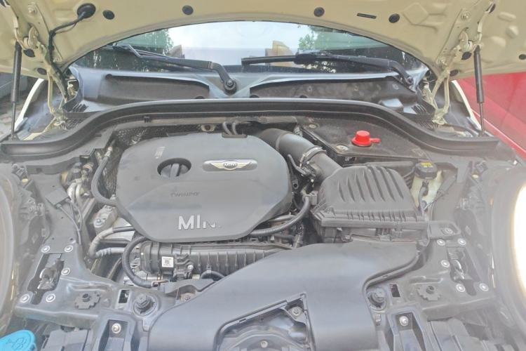 Used MINI 2016 1.5T COOPER Avant-Garde Engine Bay