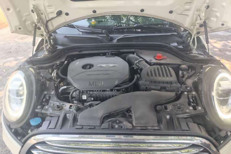 Used MINI 2016 1.5T COOPER Engine Bay