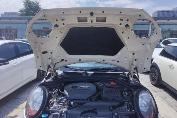 Used MINI 2016 1.5T COOPER Five-Door Edition Engine Bay