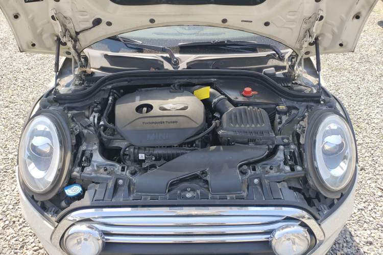 Used MINI 2016 1.2T ONE Pioneer Edition Engine Bay