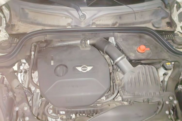 Used MINI 2016 1.2T ONE Pioneer Edition Five-Door Version Engine Bay