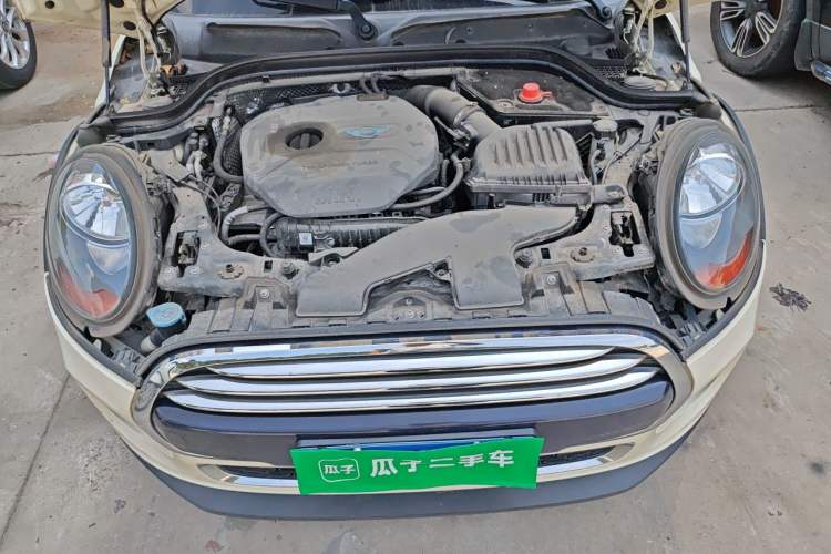 Used MINI 2016 1.5T COOPER Five-Door Edition Engine Bay