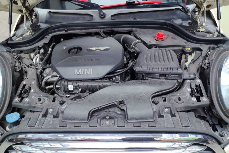 Used MINI 2016 1.5T COOPER Five-Door Edition Engine Bay