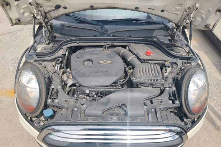Used MINI 2016 1.2T ONE Pioneer Edition Engine Bay