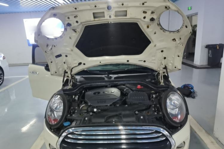 Used MINI 2016 1.5T COOPER Five-Door Edition Engine Bay