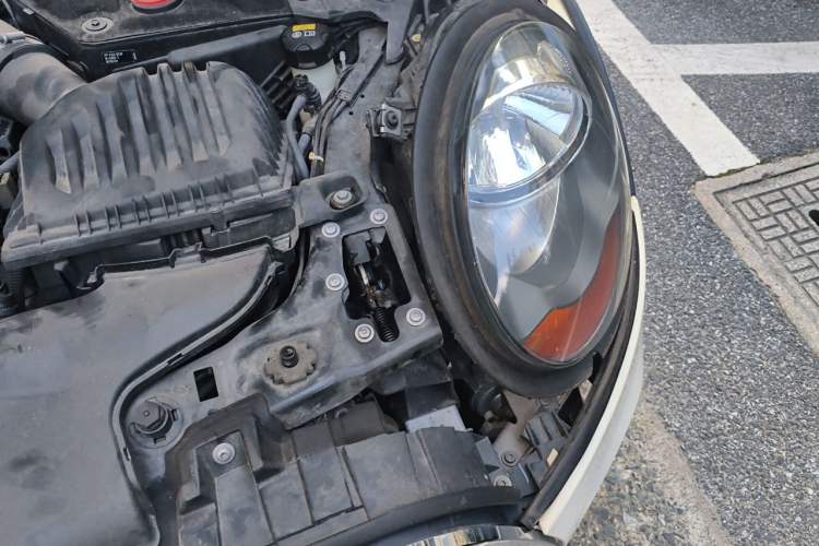 Used MINI 2016 1.2T ONE Pioneer Edition Engine Bay Left