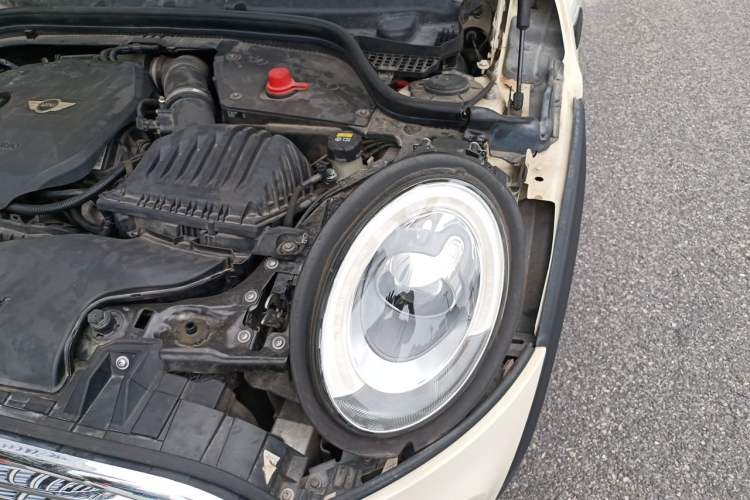 Used MINI 2016 1.5T COOPER Avant-Garde Engine Bay Left