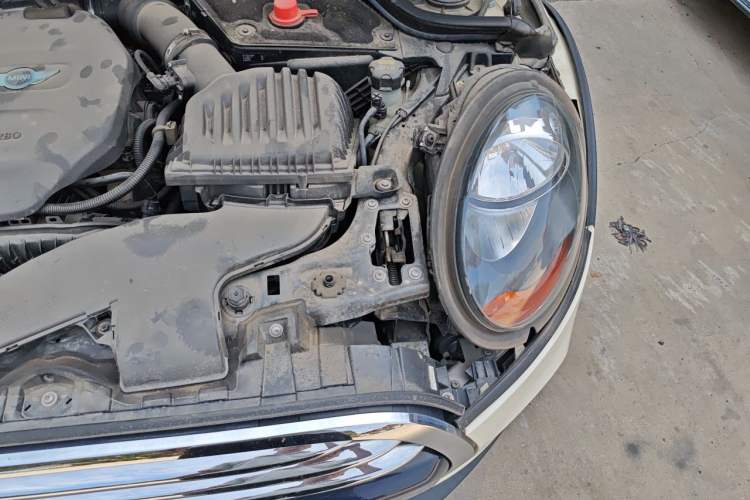 Used MINI 2016 1.5T COOPER Five-Door Edition Engine Bay Left