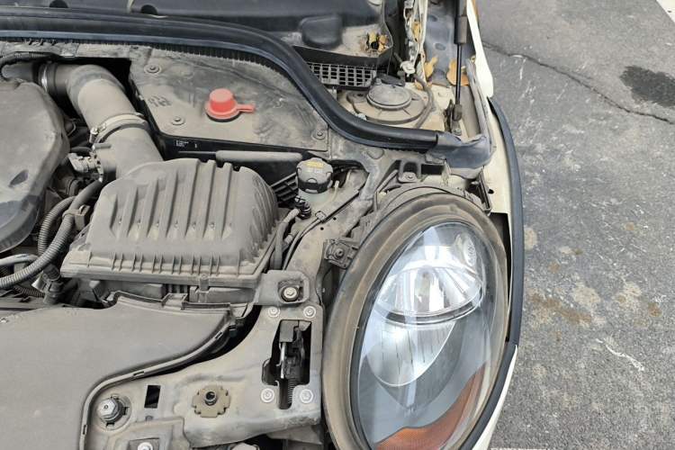 Used MINI 2016 1.5T COOPER Five-Door Edition Engine Bay Left